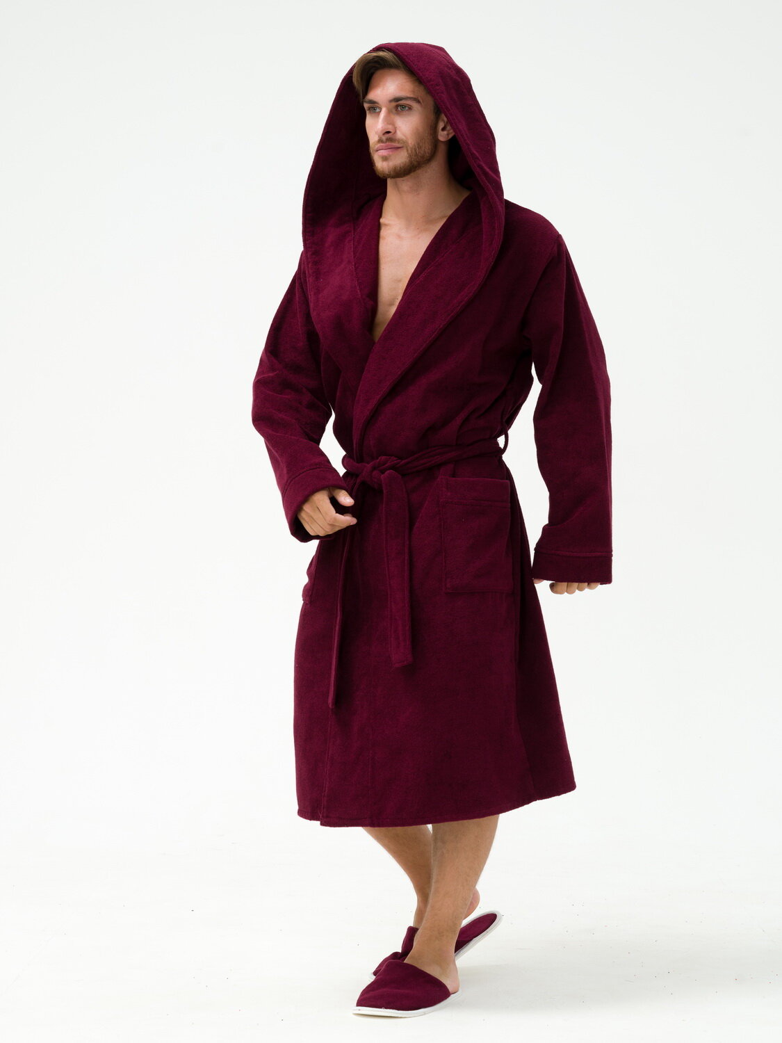 Мужской махровый халат с капюшоном, темно-бордовый - фотография № 1