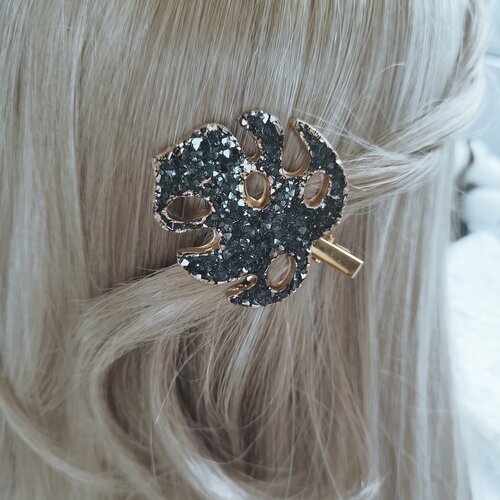 Набор заколок Монстера 2 шт 6 см ручная работа черная 399₽