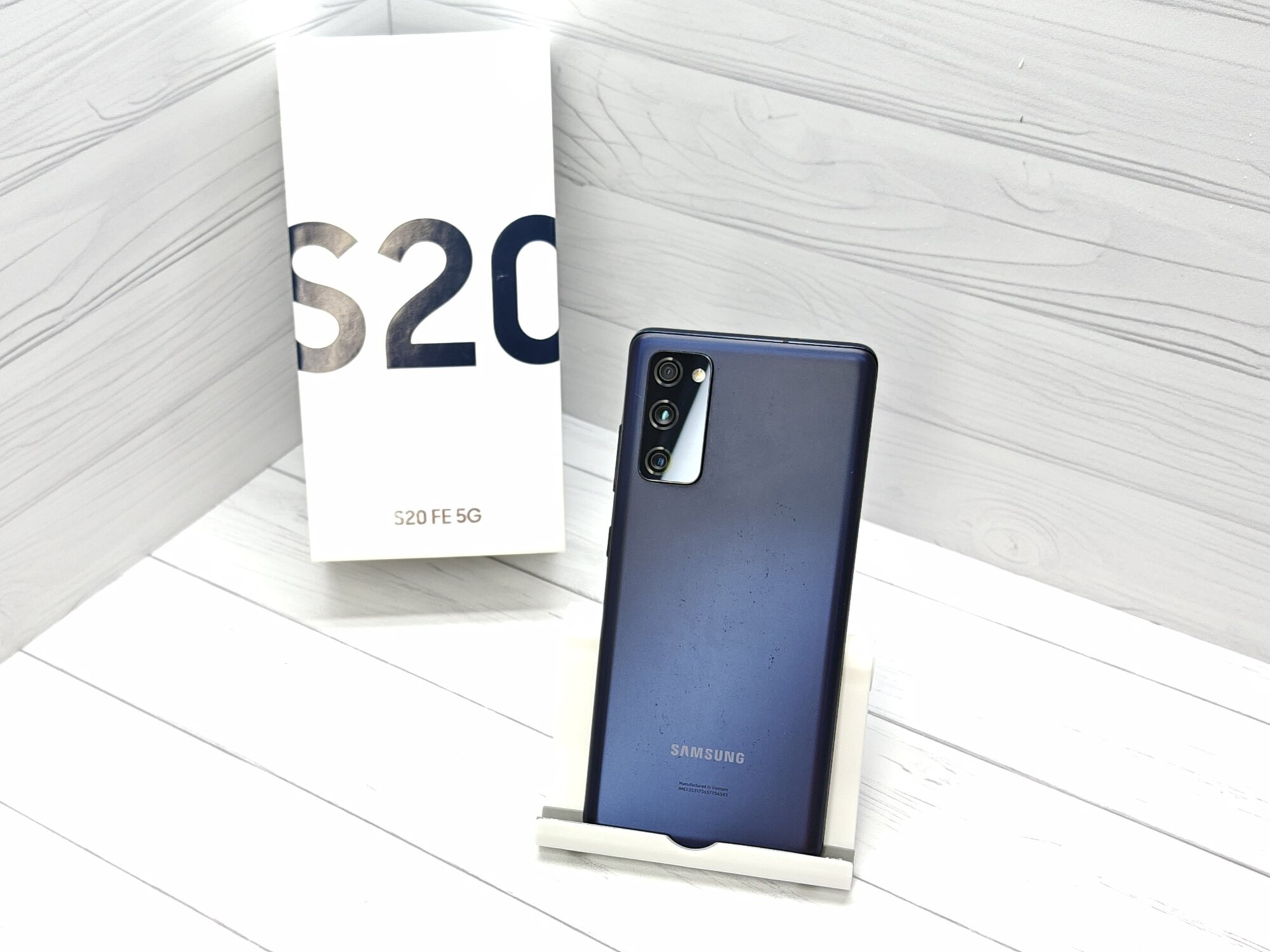 Смартфон Samsung Galaxy S20 FE 6/128 ГБ, Snapdragon 865, 1 nano SIM, синий
