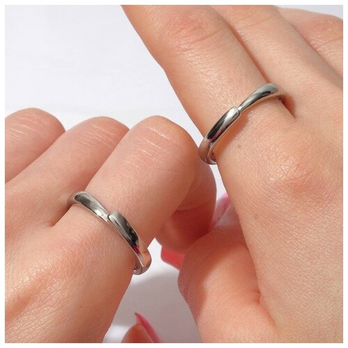 фото Кольцо, серебряный случай