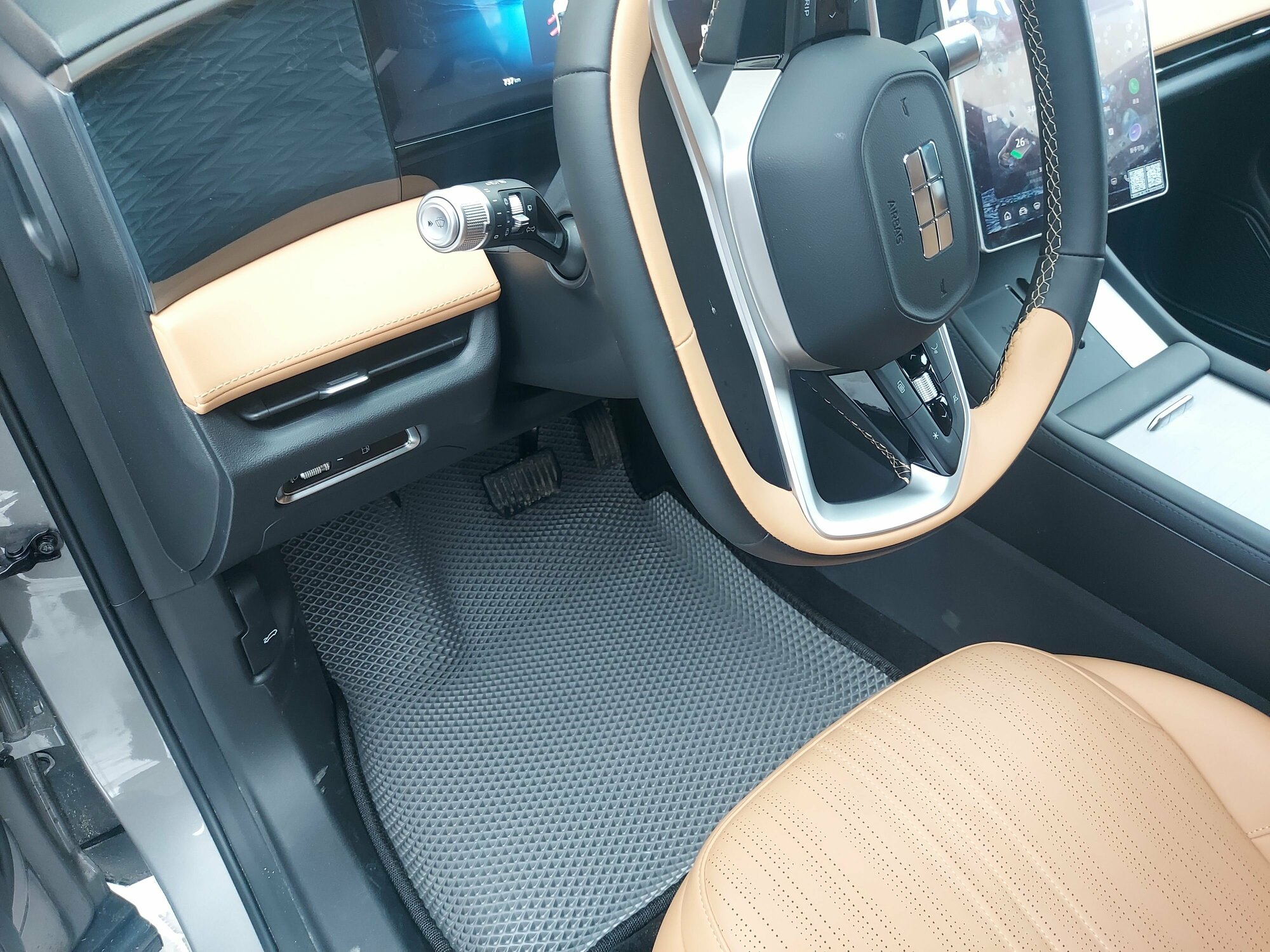 Ковры в салон 3D EVA Geely GALAXY L7 с бортами. Серый/Черный