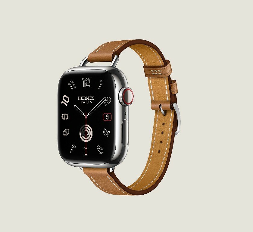 Часы Apple Watch Hermès Series 10 GPS + Cellular 42mm Natural Titanium Case with Gold Attelage Single Tour оригинал