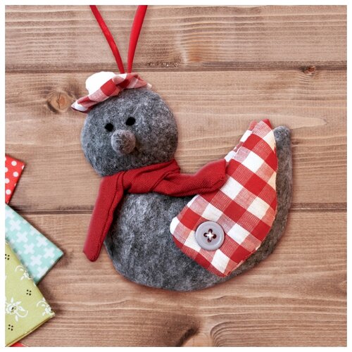 фото Набор для создания подвесной игрушки из фетра «птичка» школа талантов