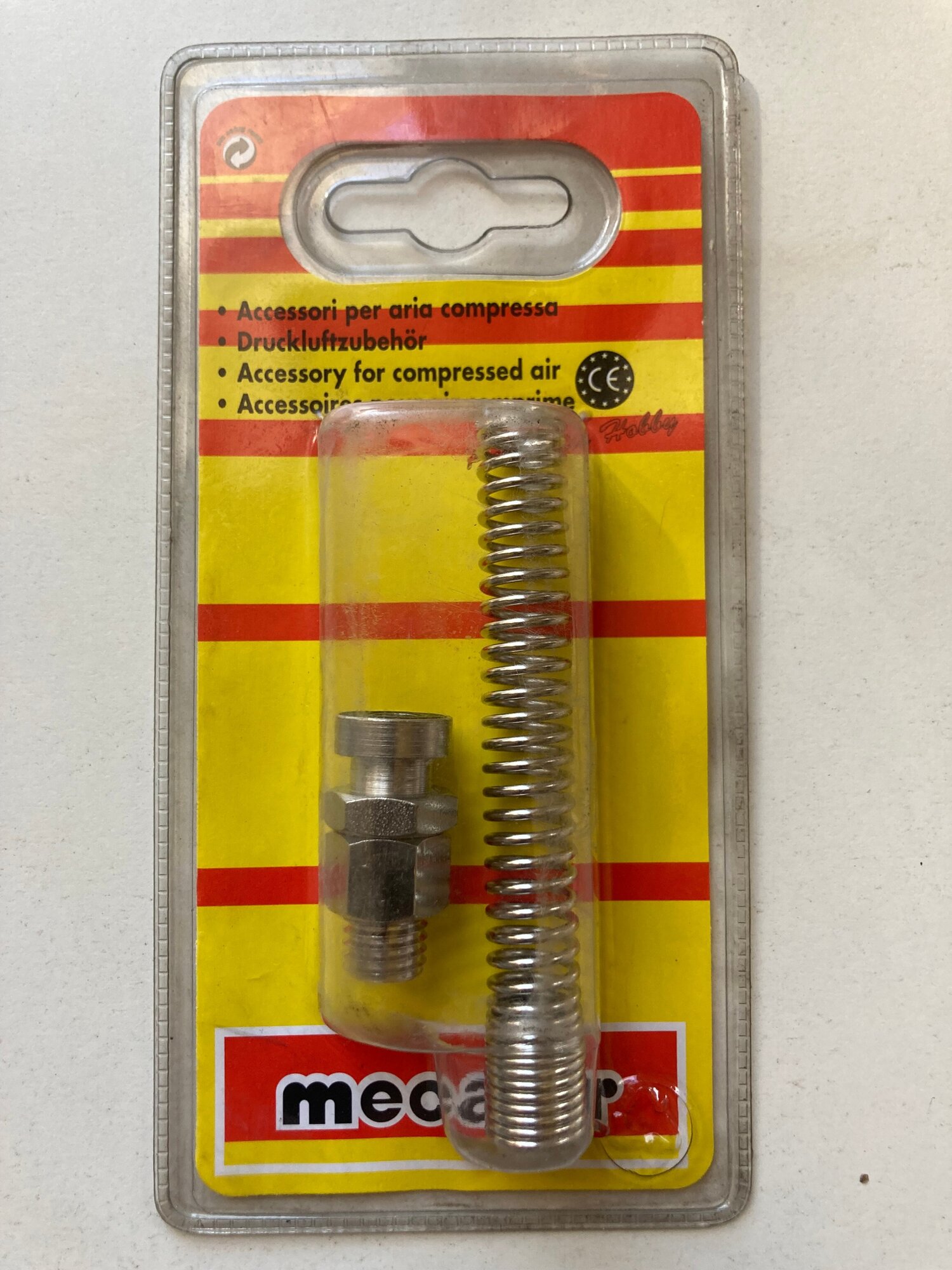 фото Соединитель байонет. Под шланг 6х8mm с защитной пружиной . GAV Италия