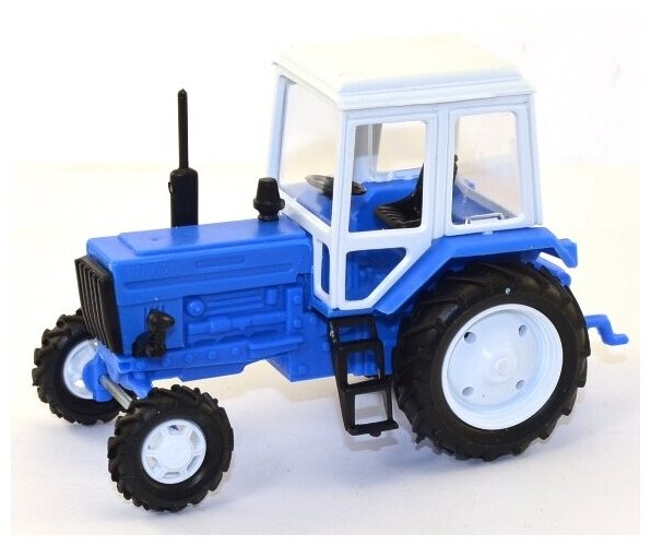 Масштабная модель "МОМ" Трактор МТЗ-82 (пластик) синий/белый 1:43