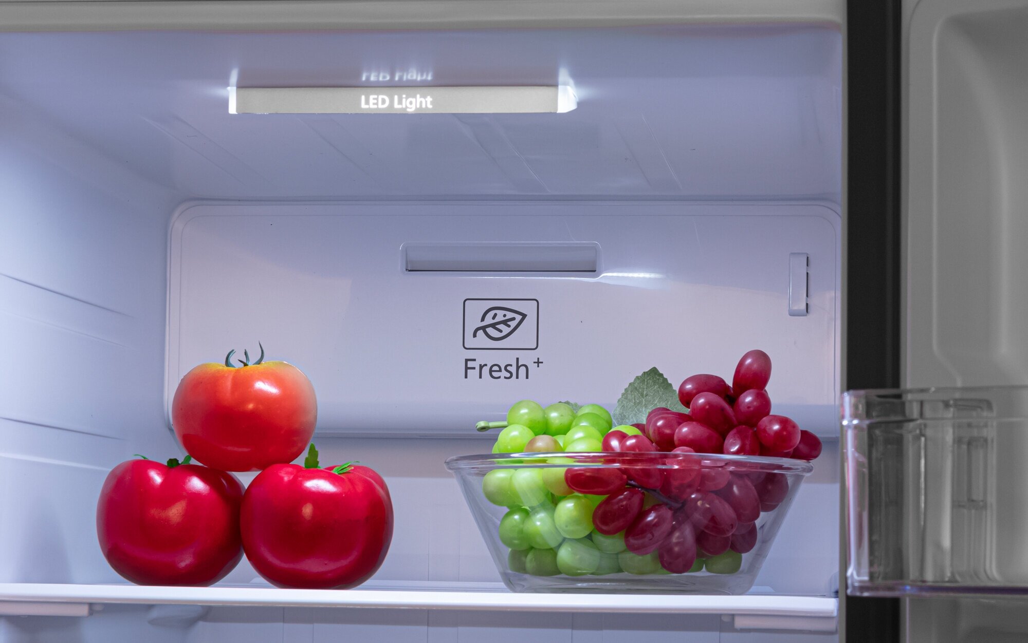 Холодильник HYUNDAI CS6503FV, двухкамерный, белое стекло - фото №3