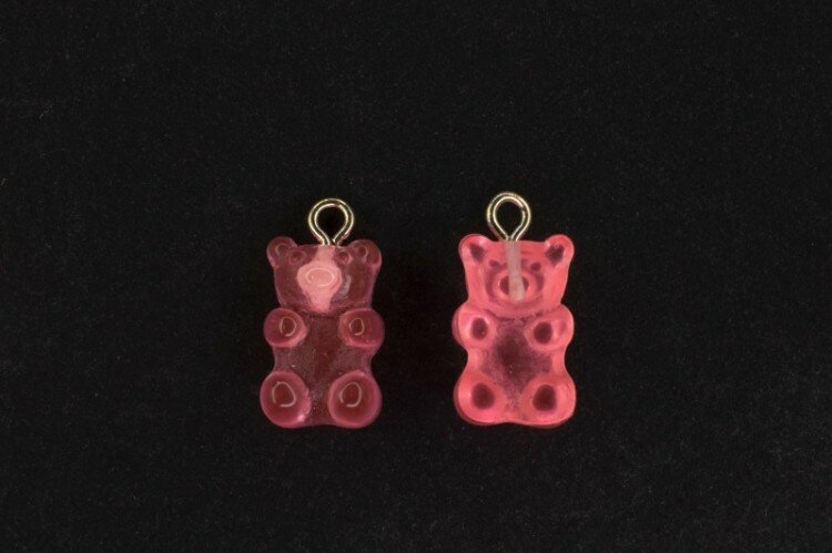 Подвеска Медвежонок 20,5х10,5х6,5мм, отверстие 2мм, цвет розовый, смола/железо, 22-338, 1шт