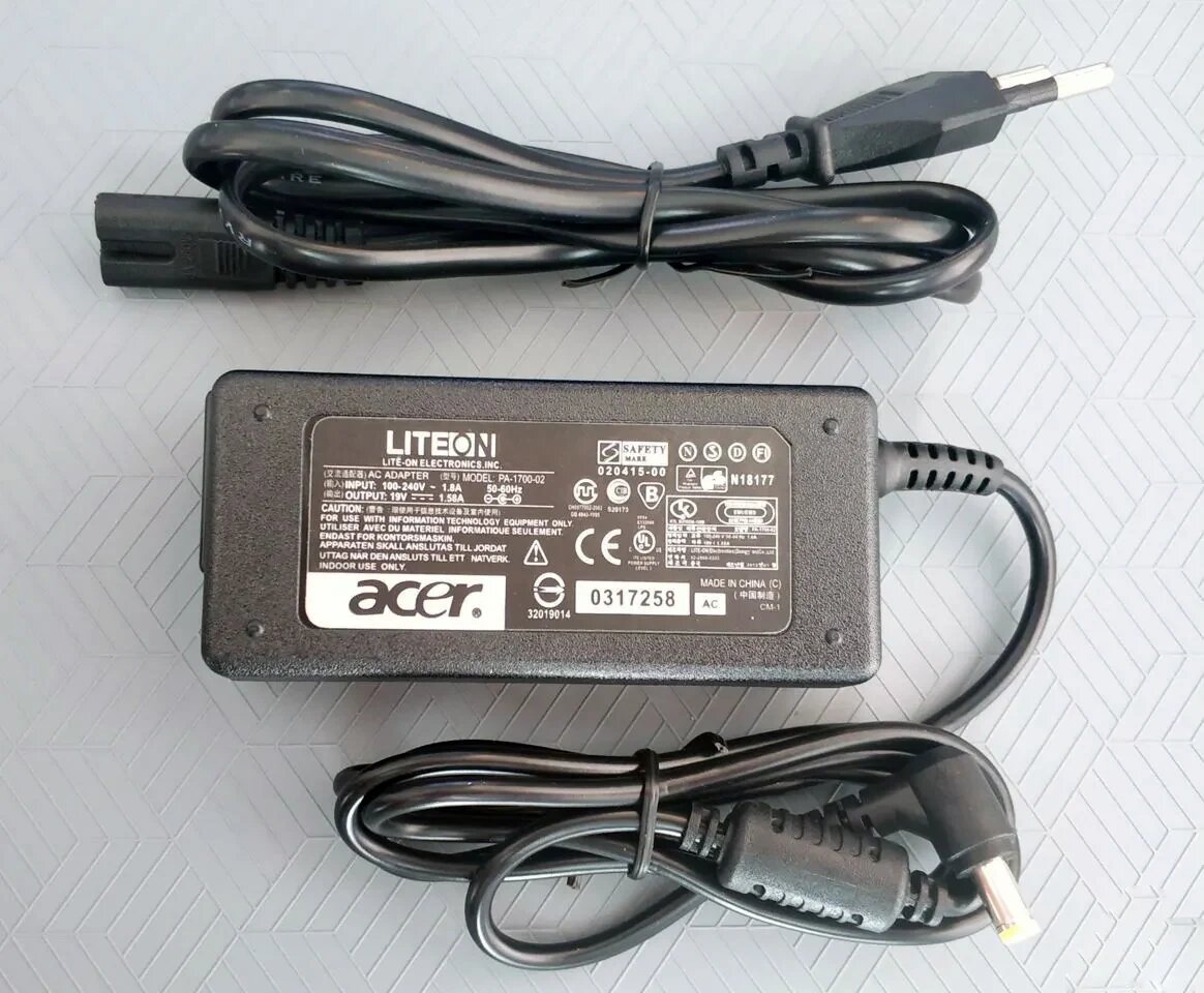 Блок питания для монитора Acer S220HQL (адаптер 19V 1.58A, A030119-T61)