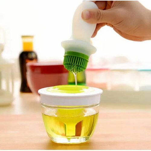Масленка с силиконовой кистью Кисть кулинарная с дозатором 499₽