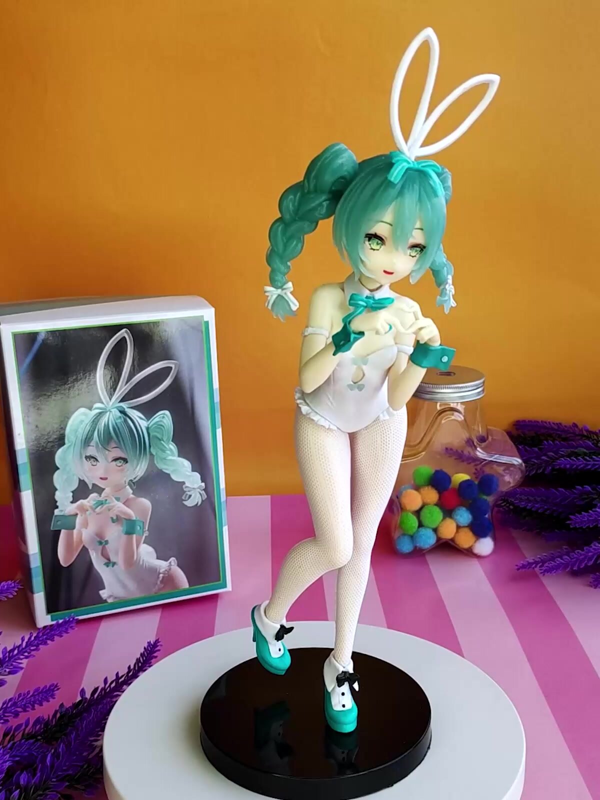 Аниме фигурка Мику Хацуне Miku в костюме зайчика вокалоид 23 см — фото 1