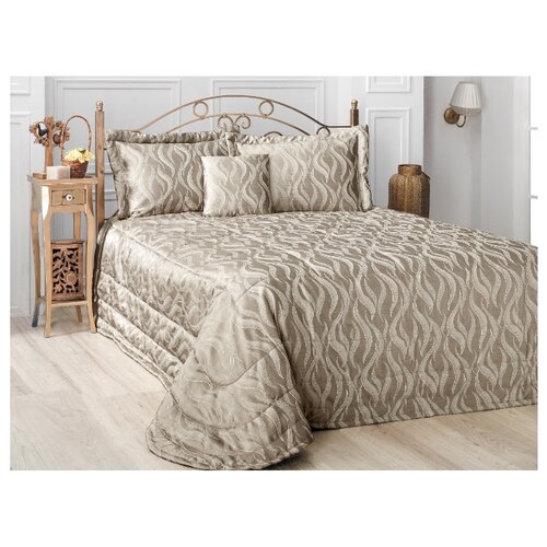 фото Комплект с покрывалом karna