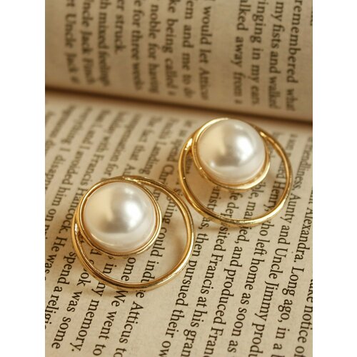 Серьги клипсы Dolce far niente искусственный камень белый 699₽