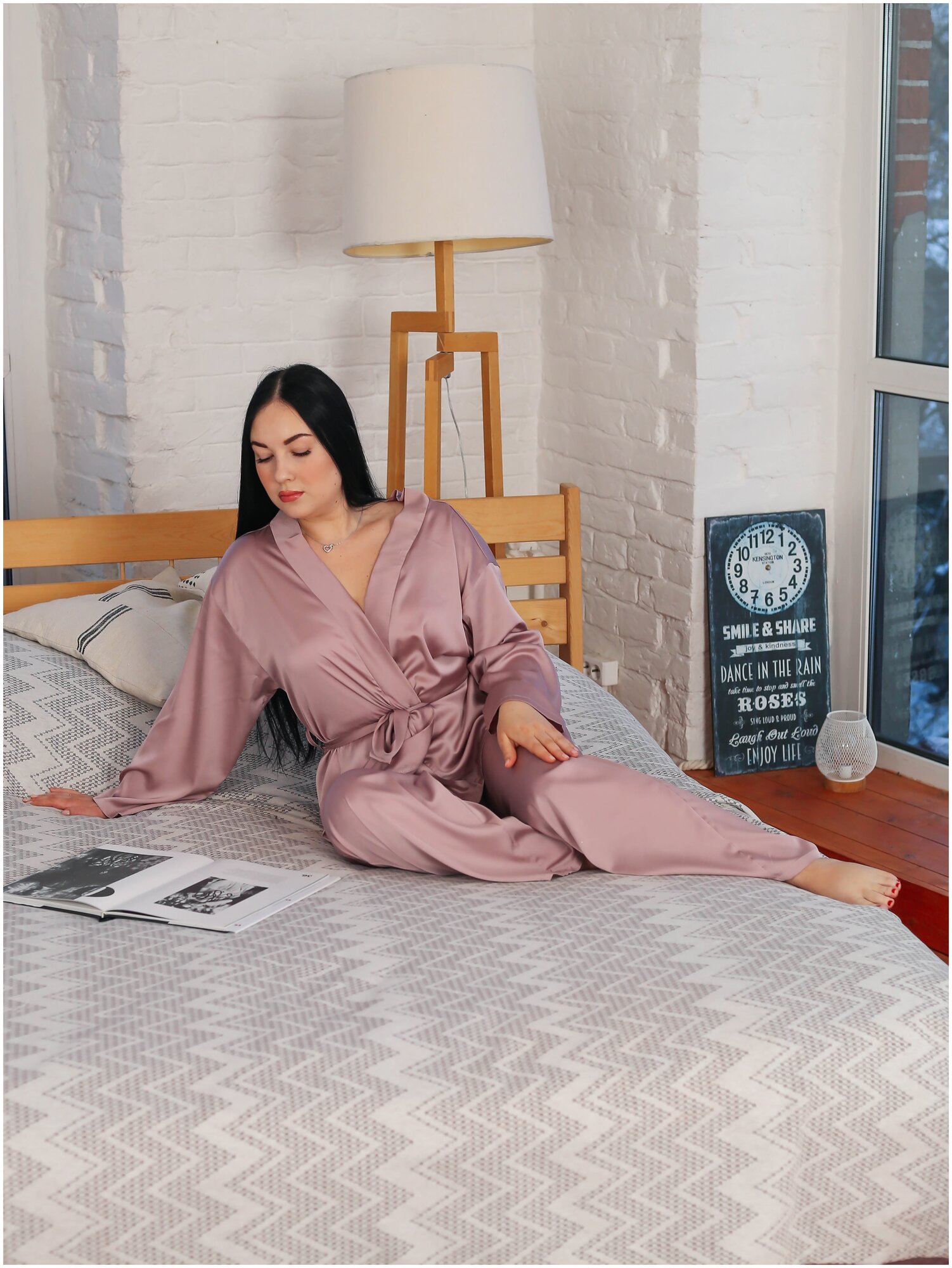 Пижама женская со штанами шелковая одежда для дома и сна - фотография № 13