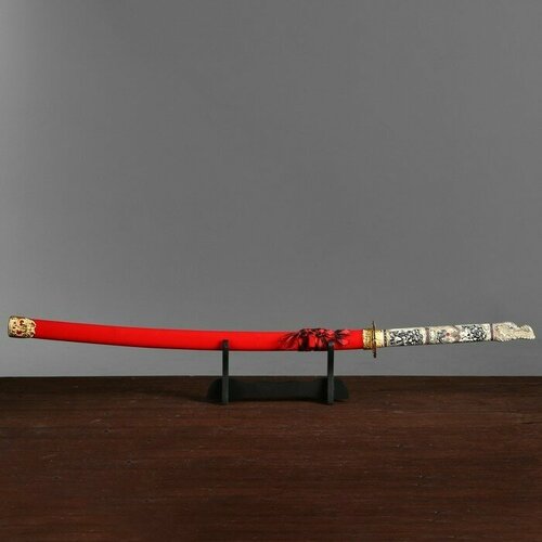 Сувенирное оружие Катана на подставке, красные ножны, голова дракона на рукоятке, 108 см./В упаковке шт: 1 ремень noname текстиль металл для женщин длина 108 см черный мультиколор