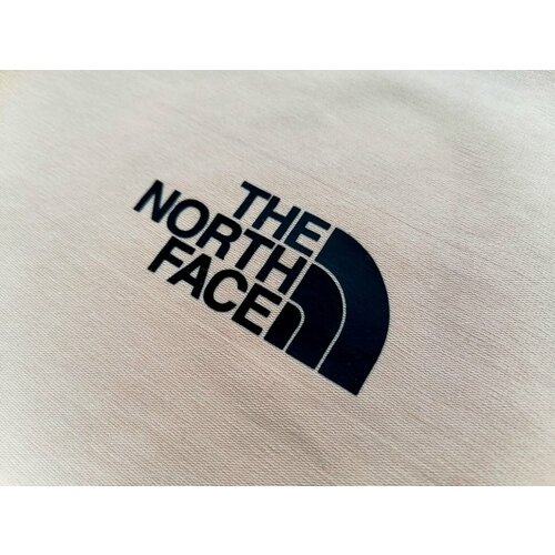 Термотрансфер Tite, термонаклейка на одежду The north face черный, размеры 5,5х2,5 см