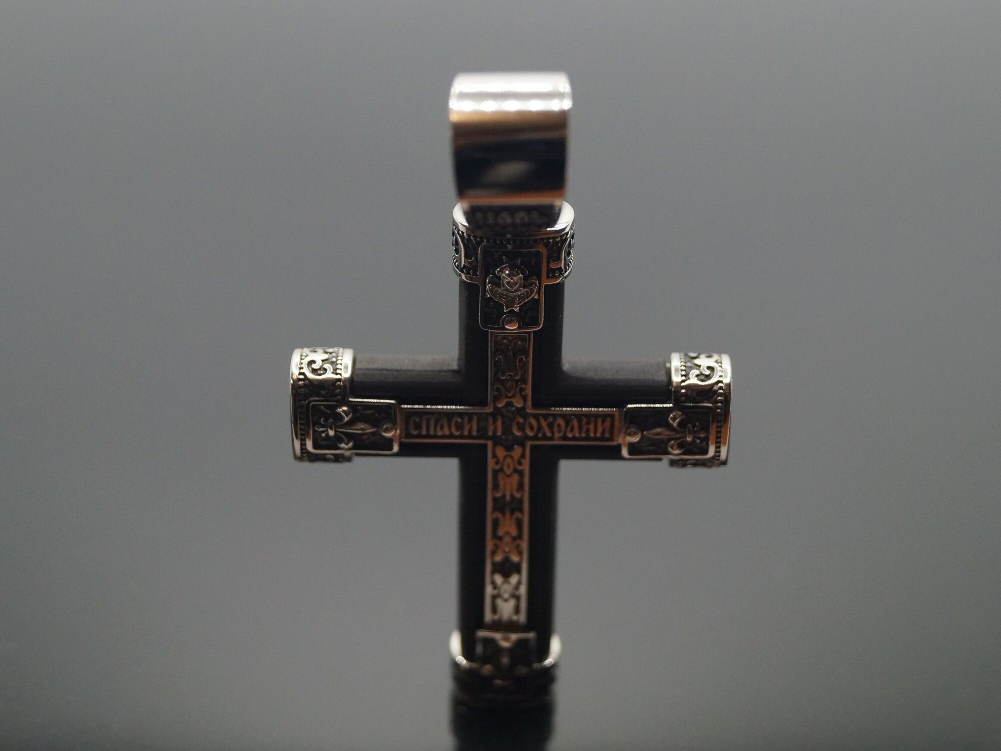 Серебряный мужской крест "Margo Jewelry" из серебра 925 пробы на основе