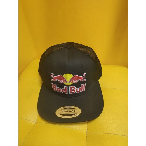 Бейсболка с прямым козырьком Red Bull