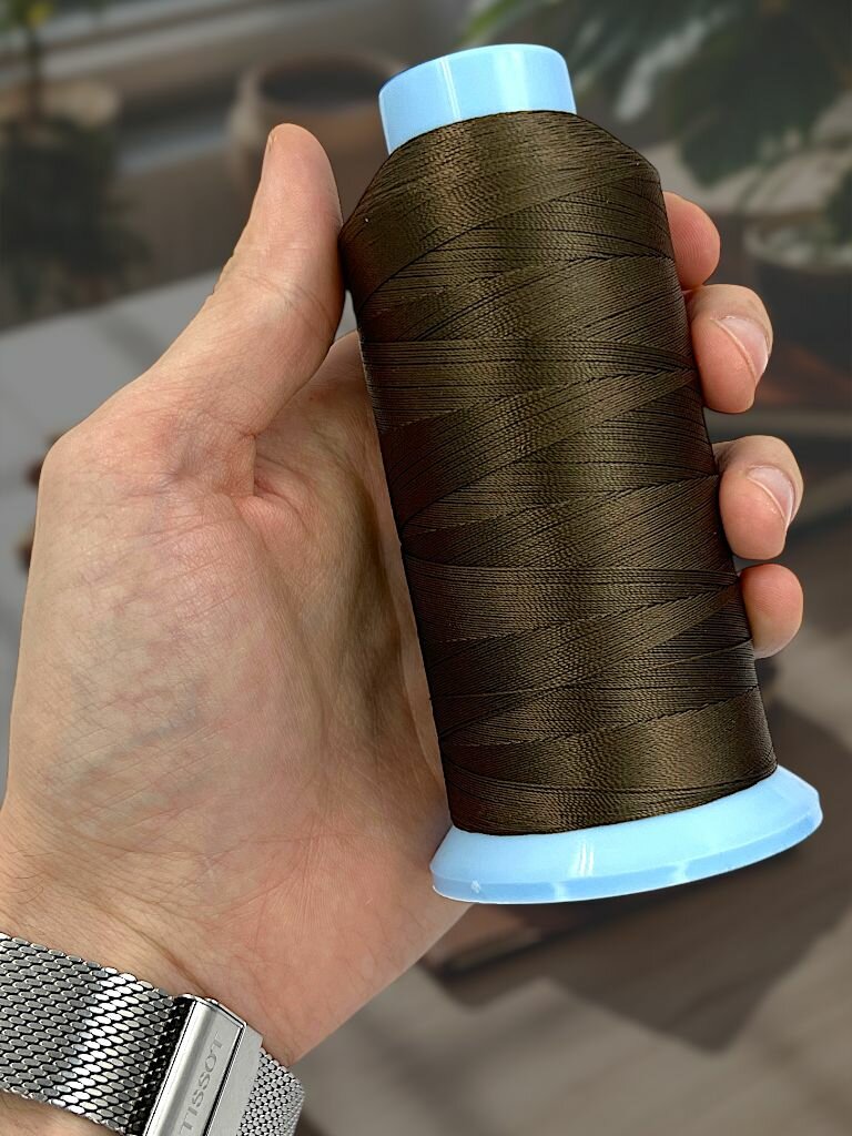 Нитки для шитья изделий из кожи (600 метров) — фото 1