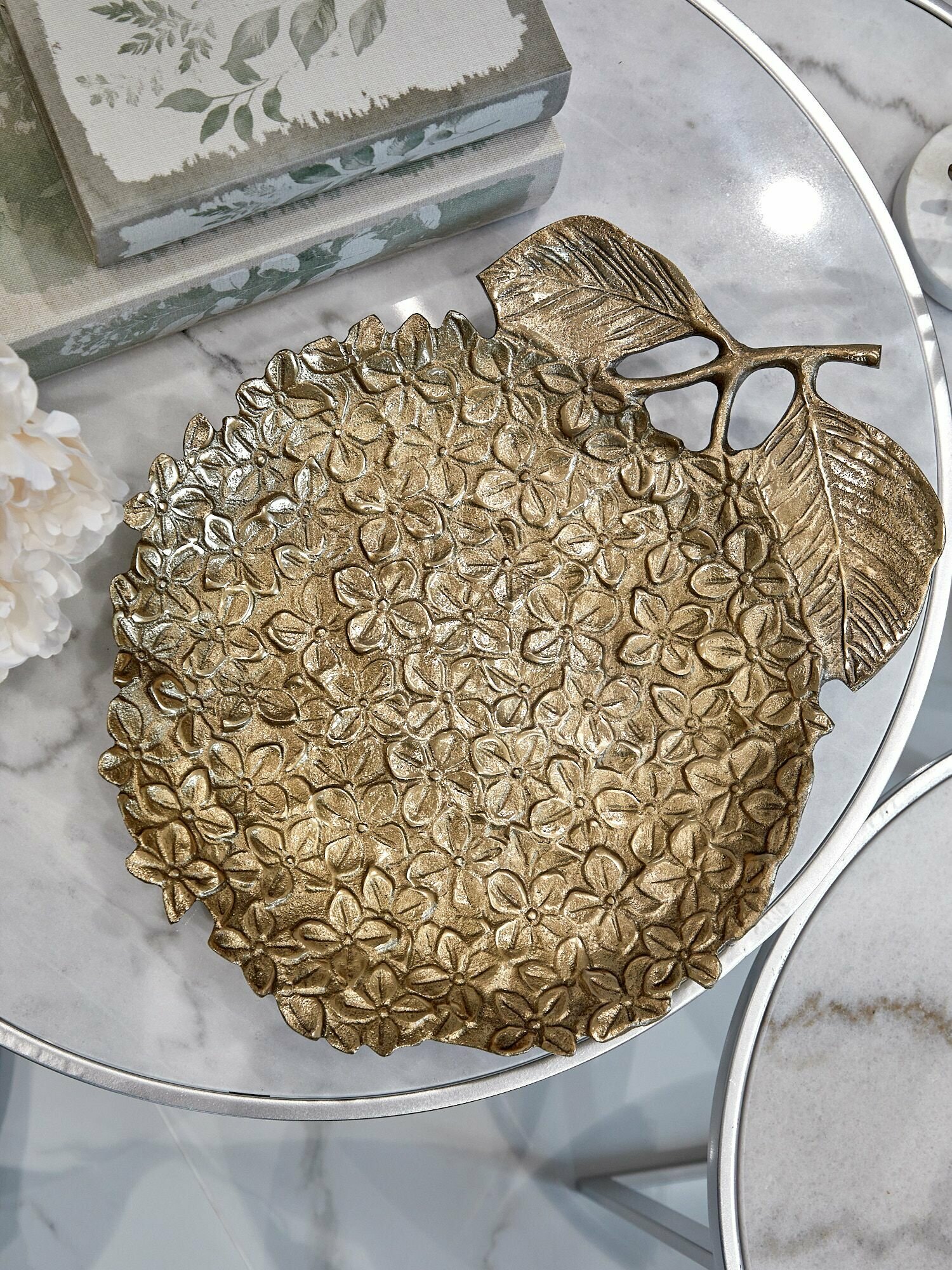 D5577 Блюдо декоративное Гортензия 38х33х7см, алюминий, Glasar