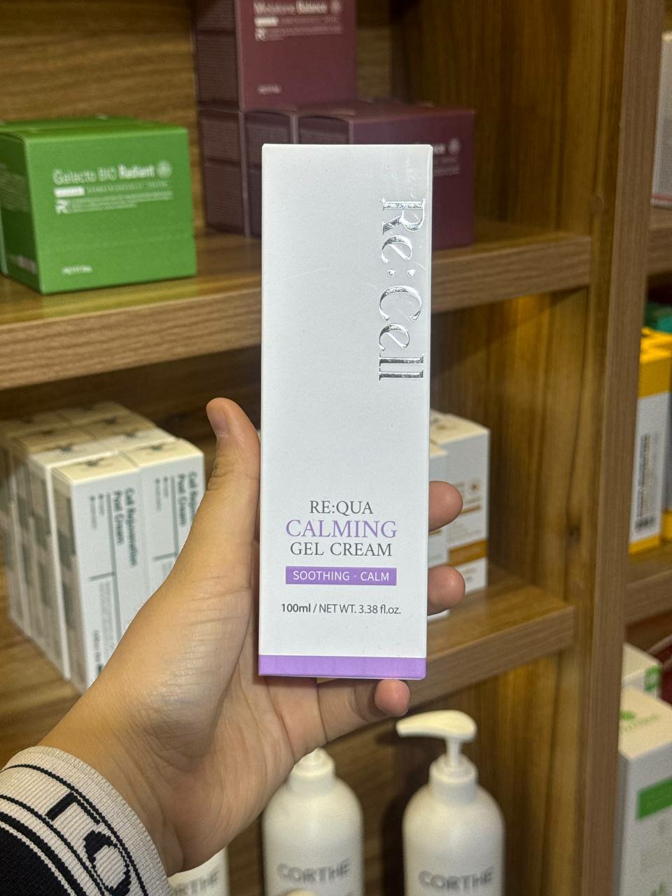 Крем-гель для лица Re: Cell Re: Qua Calming, успокаивающий уход для чувствительной кожи