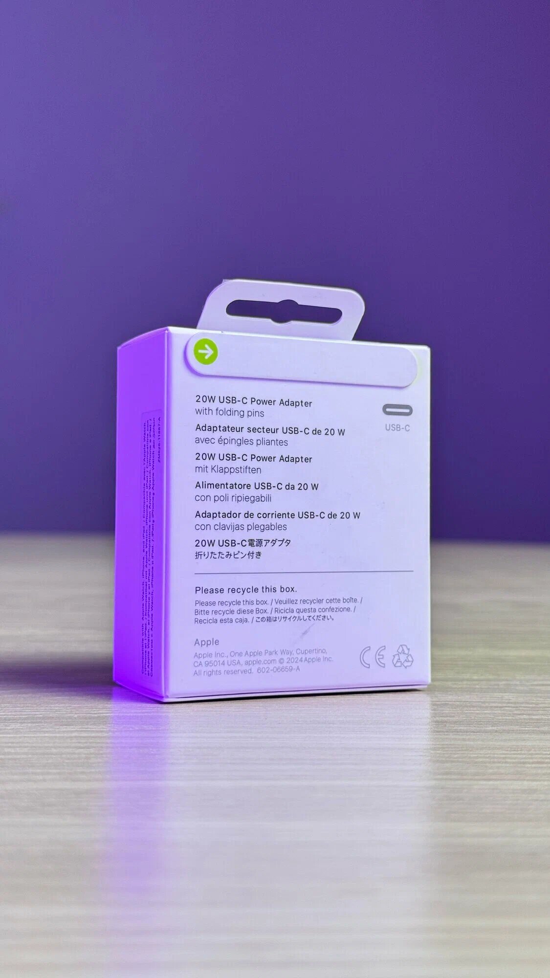 USB-C адаптер питания 20W быстрый заряд для iPhone и iPad белый — фото 1