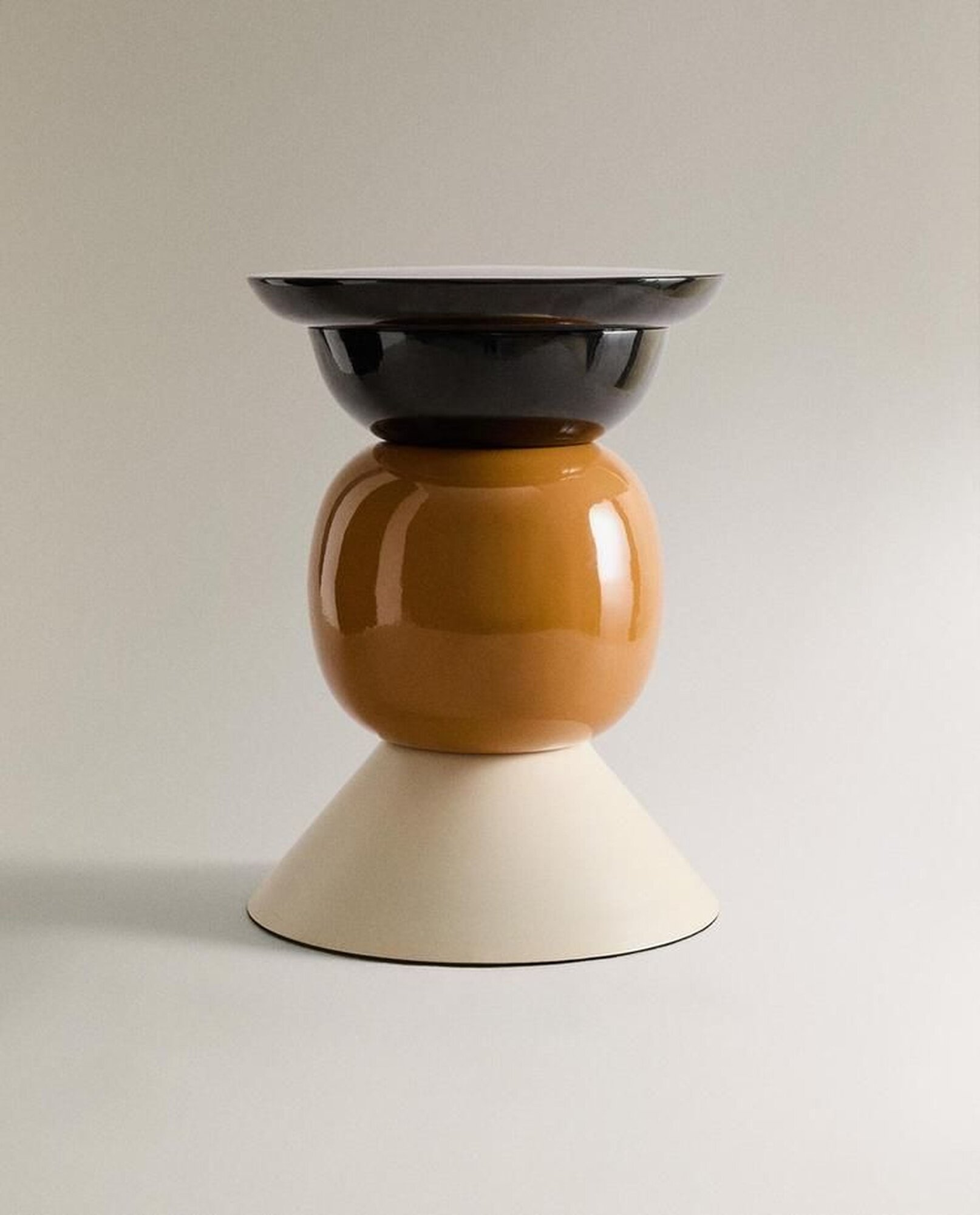 Приставной столик ZARA HOME X COLLAGERIE 7702/072 - металлический 43 x 32 x 32 см горчичный черный белый