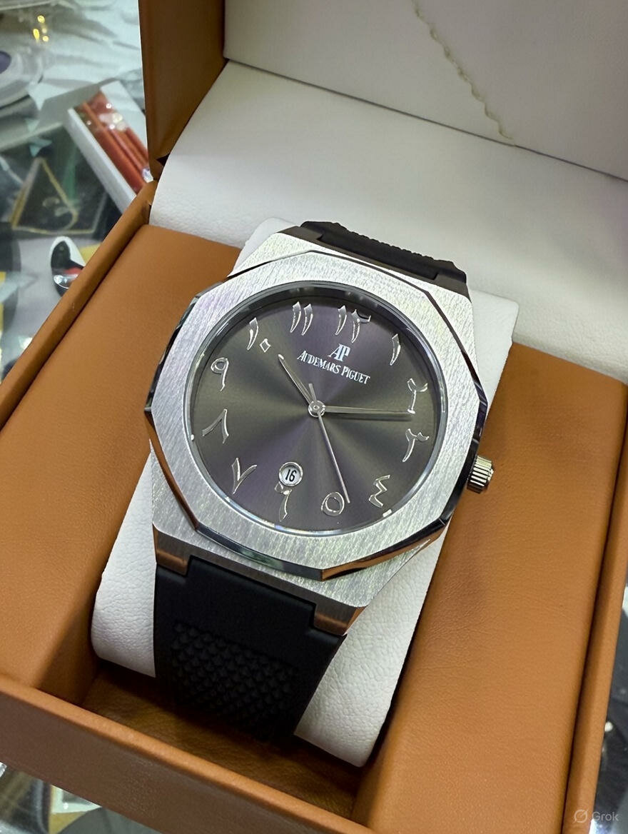 Наручные часы Hublot, серебристый — фото 1