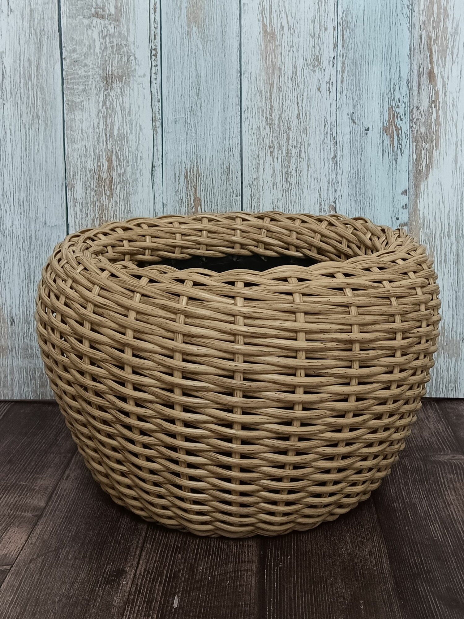 Кашпо из искусственного ротанга 12 литров цвет лоза светлая