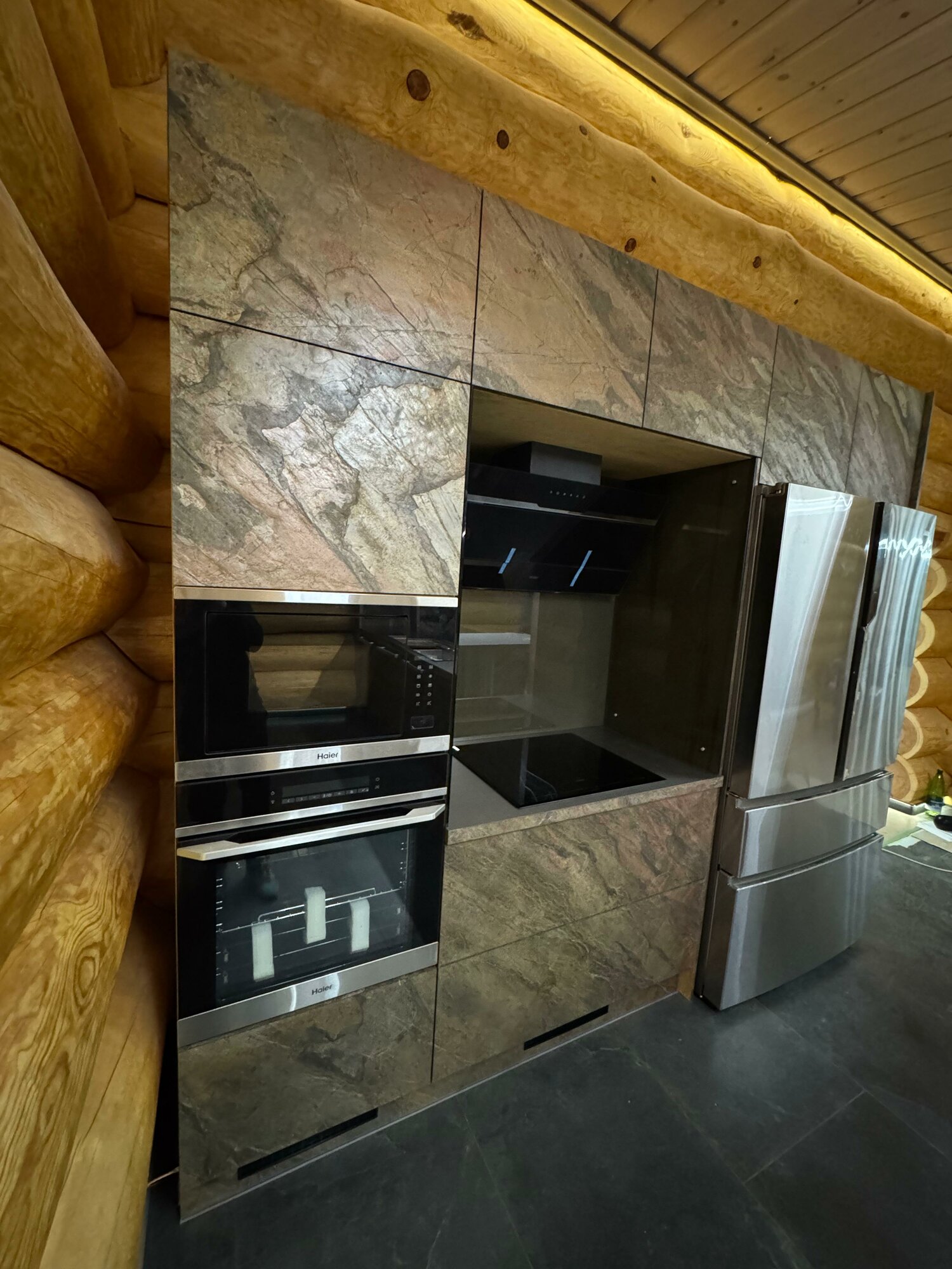 Каменный шпон Samplestone Burning Forest  сланец натуральный  стеновая панель влагостойкая  термостойкая  122x61 см  1шт