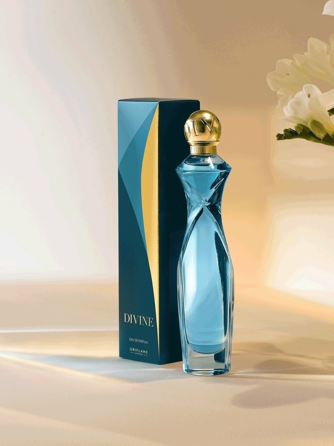 Парфюмерная вода, ORIFLAME , Divine — изысканный женский аромат с утонченным шлейфом, 50 мл
