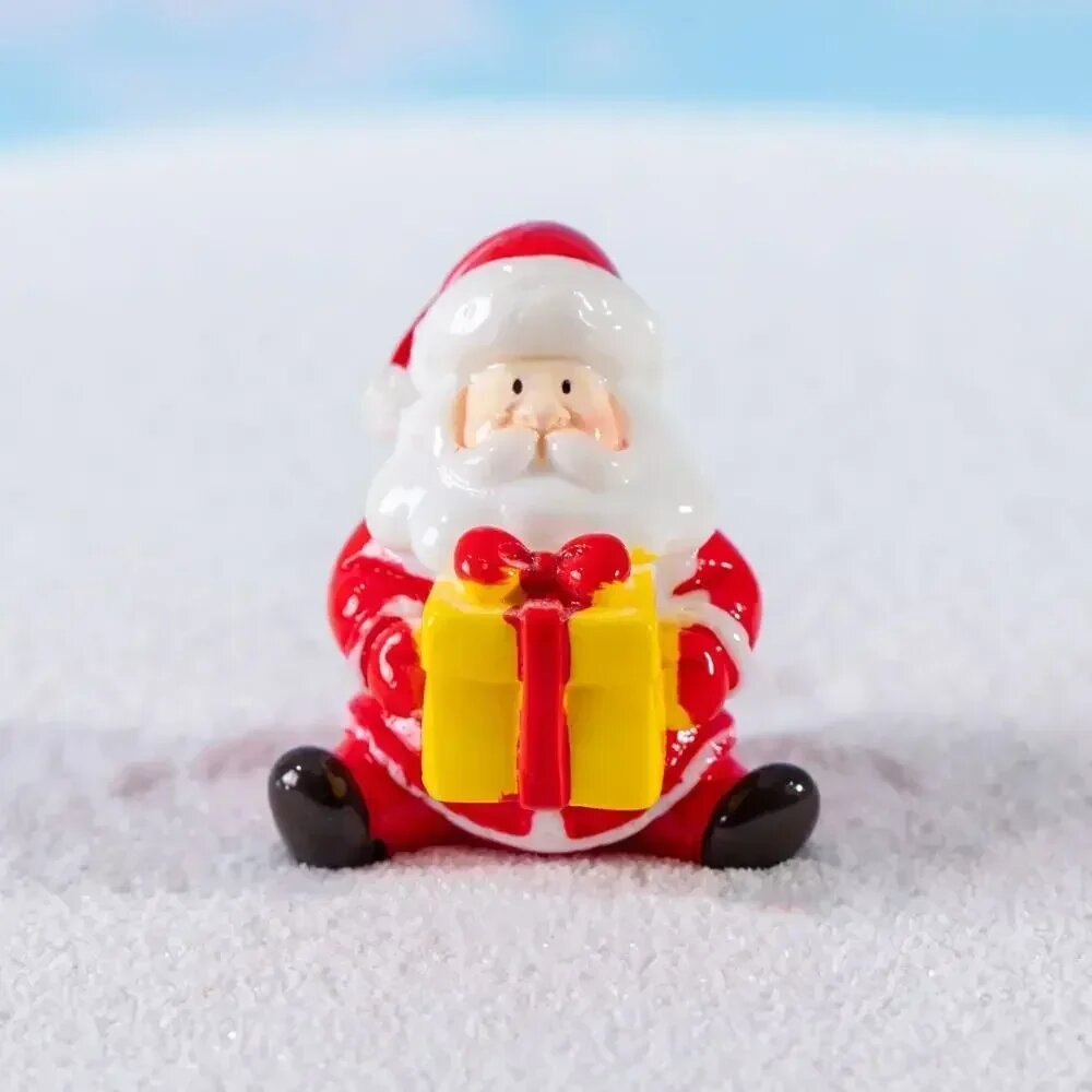 Миниатюрные рождественские фигурки из смолы 23