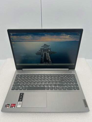 Изображение товара Ноутбук Lenovo IdeaPad 3 15ARE05 (81W40036RK) 15.6"/AMD Ryzen 3 4300U/RAM 8GB/SSD 512GB/AMD Radeon Graphics/1920*1080/IPS/DOS/Подсветка кл-ры: нет/серебристый. Состояние: Уценка/прокручен топкейс