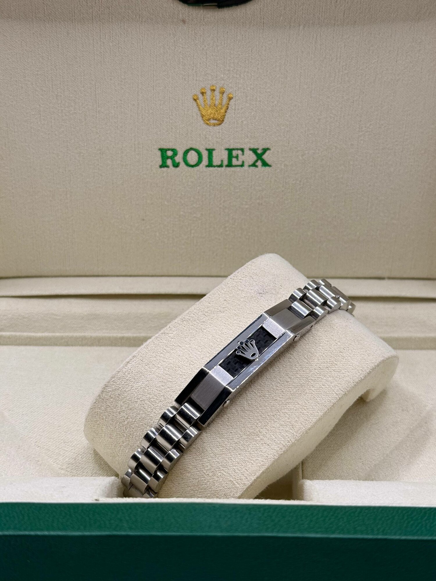 Плетеный браслет