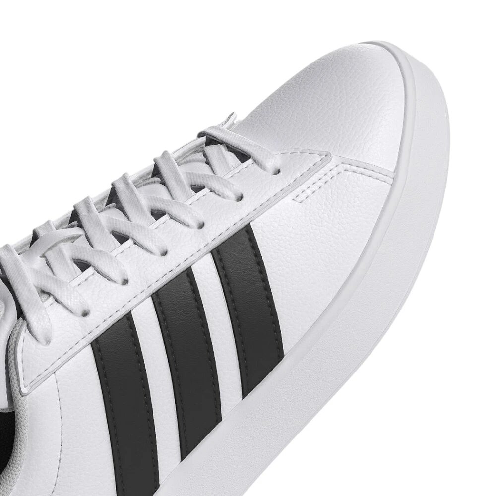 Кроссовки adidas, размер 4 UK — фото 1