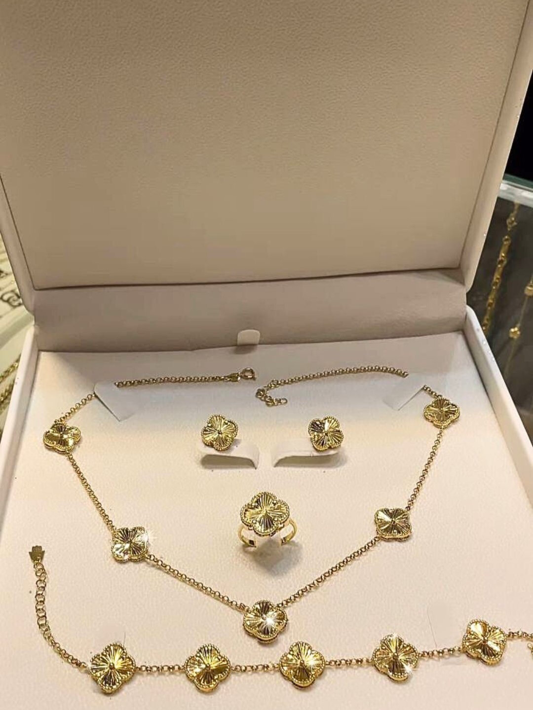 Комплект бижутерии: кольцо, серьги, цепь на тело, браслет, искусственный камень, изумруд синтетический, эмаль, александрит синтетический