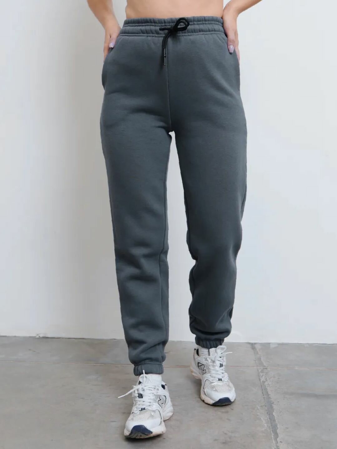 Брюки спортивные