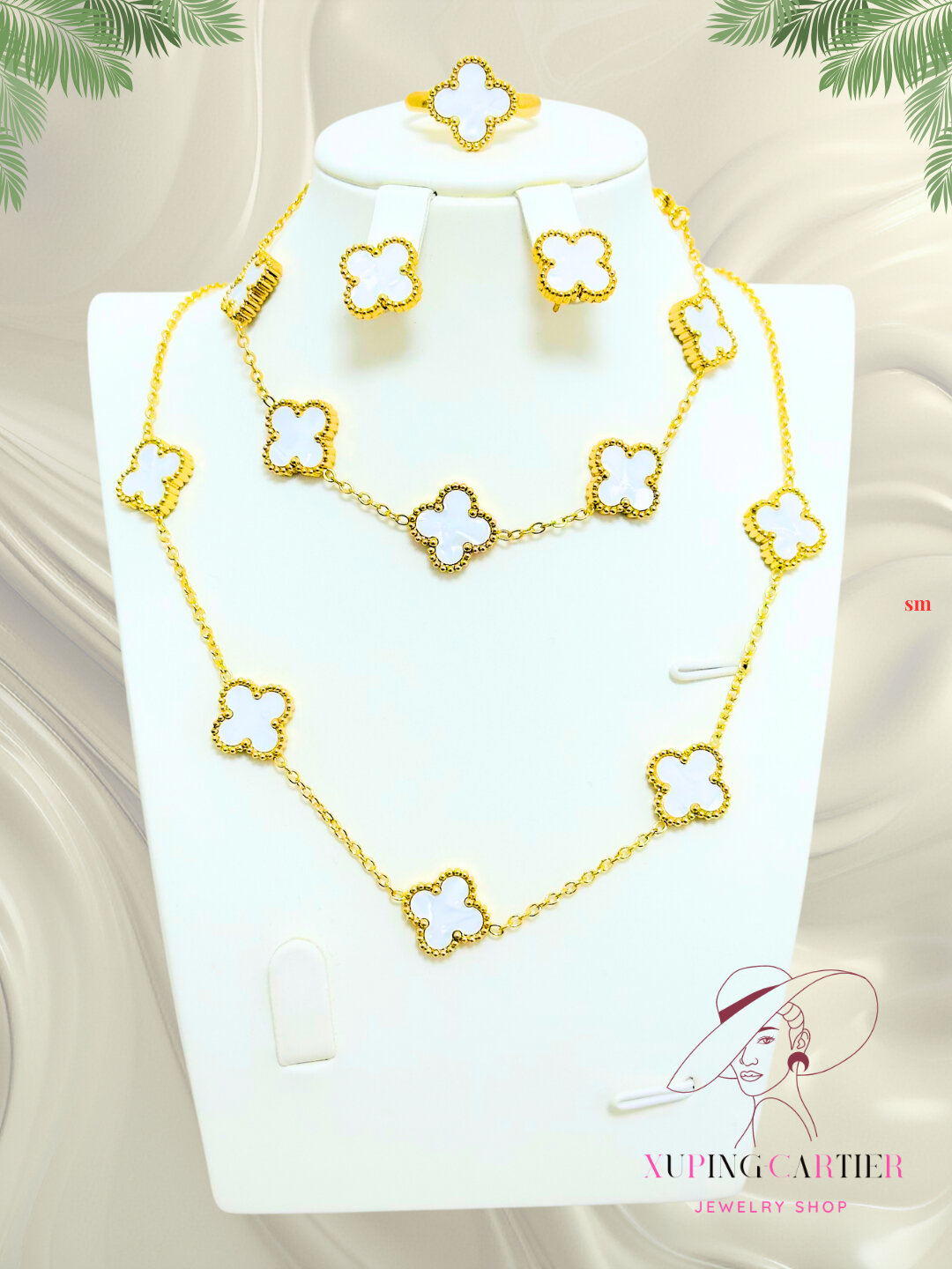 Комплект бижутерии: колье, браслет, кольцо, акрил