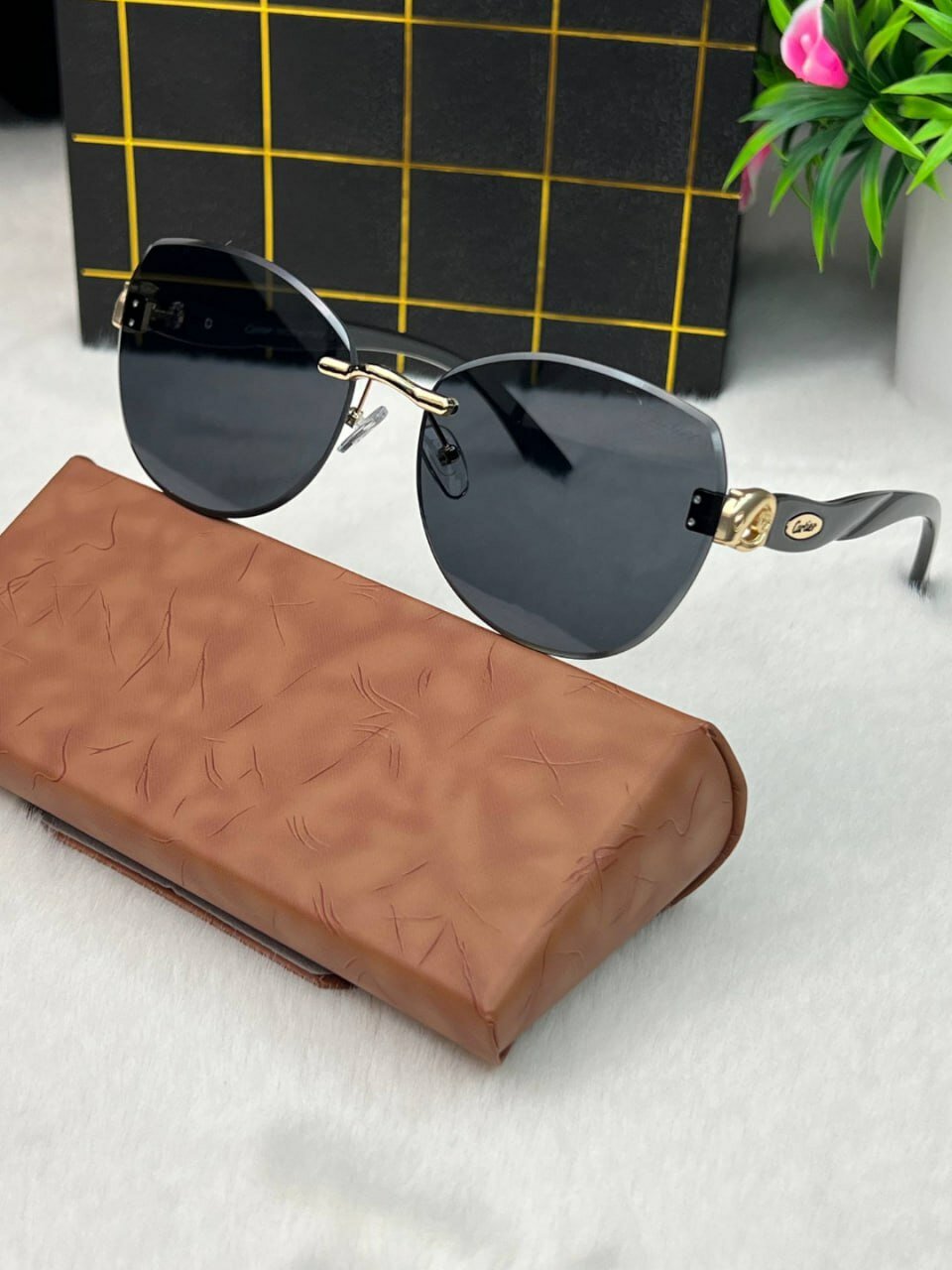 Солнцезащитные очки