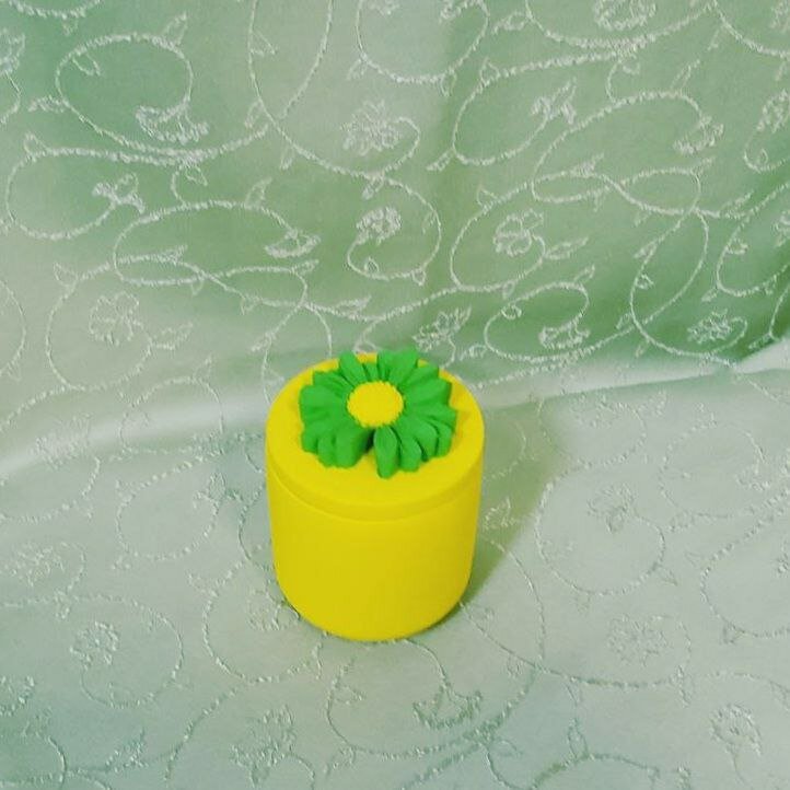 Стакан-кашпо "Незаменимый декор", для украшений, с эксклюзивным дизайном