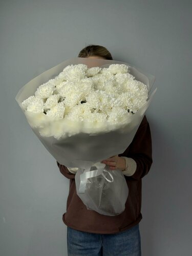 Изображение товара FRESH FLORA Снежное Облако: свежий букет из белых кустовых хризантем – купить с доставкой недорого