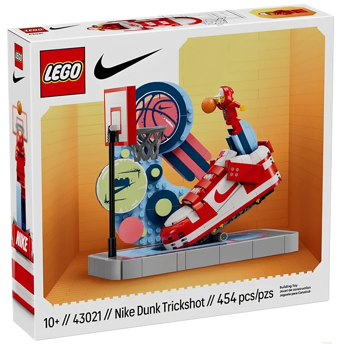 Конструктор LEGO Icons 43021 Nike Dunk Trickshot