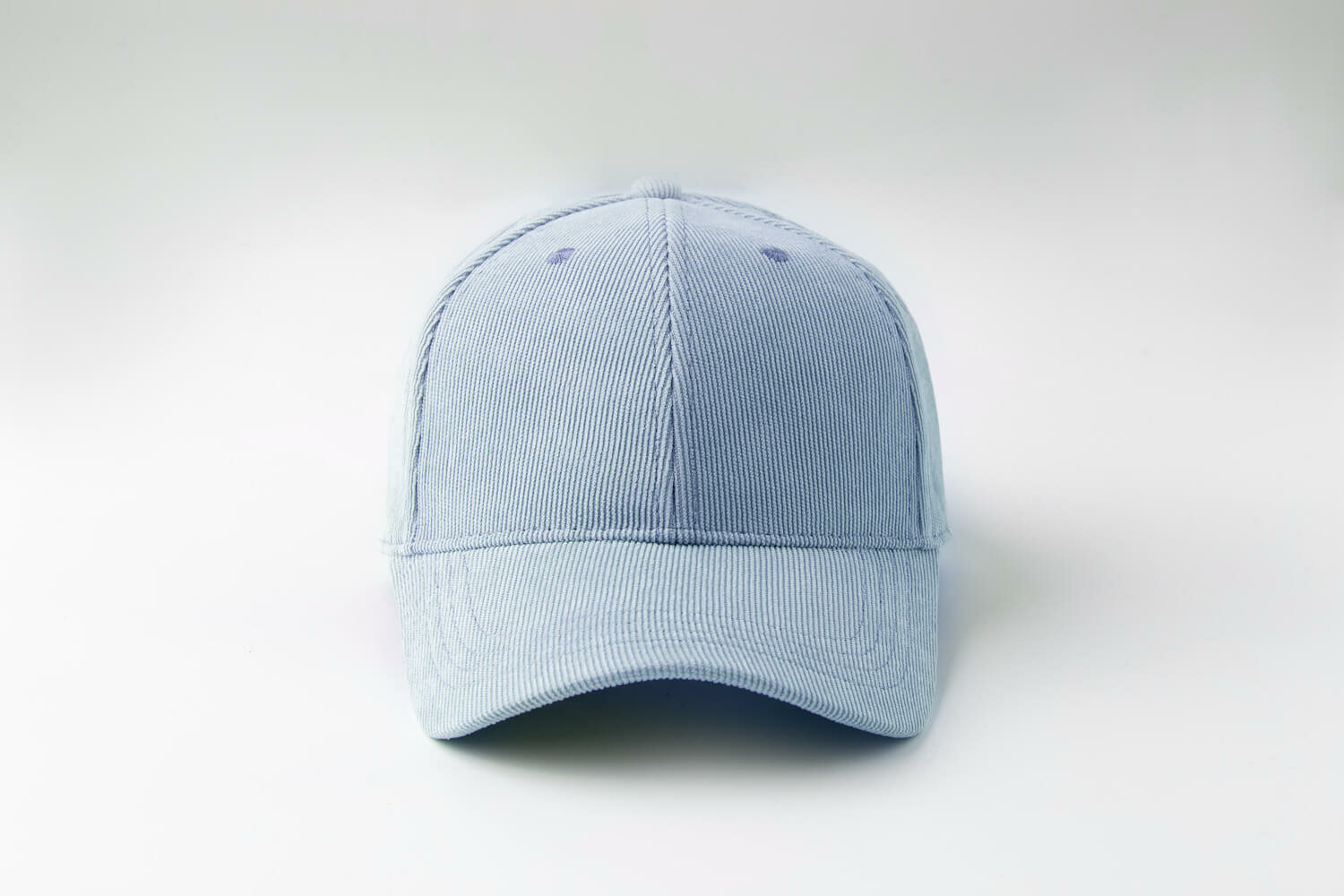 Кепка для женщин