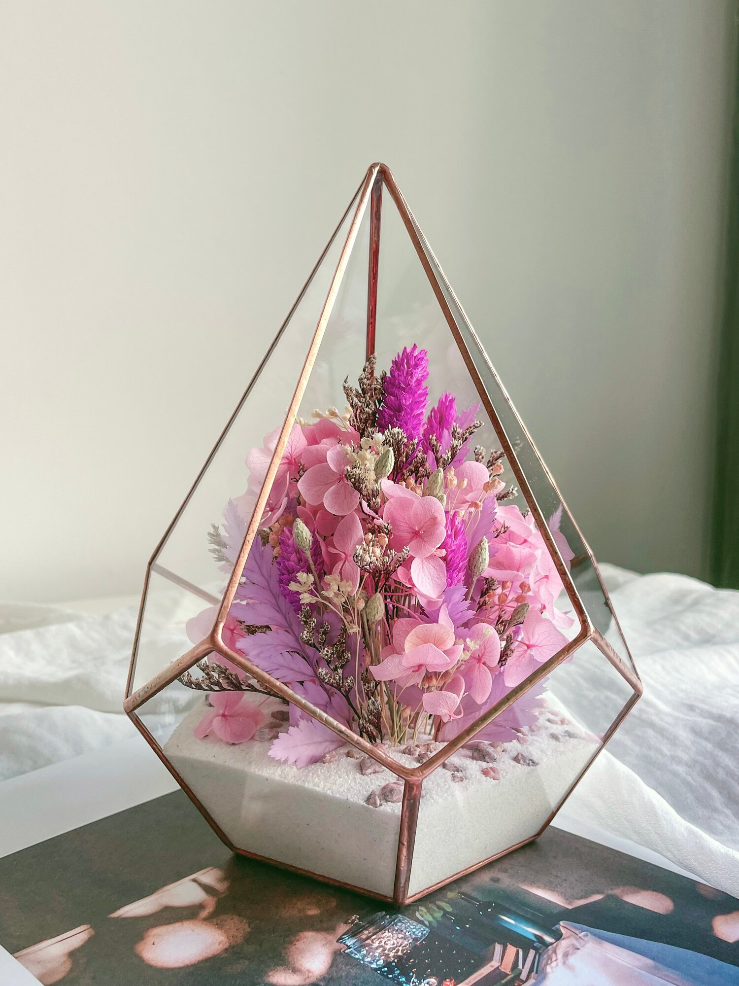 Флорариум от бренда Severinside с сухоцветами  Изящная гортензия 