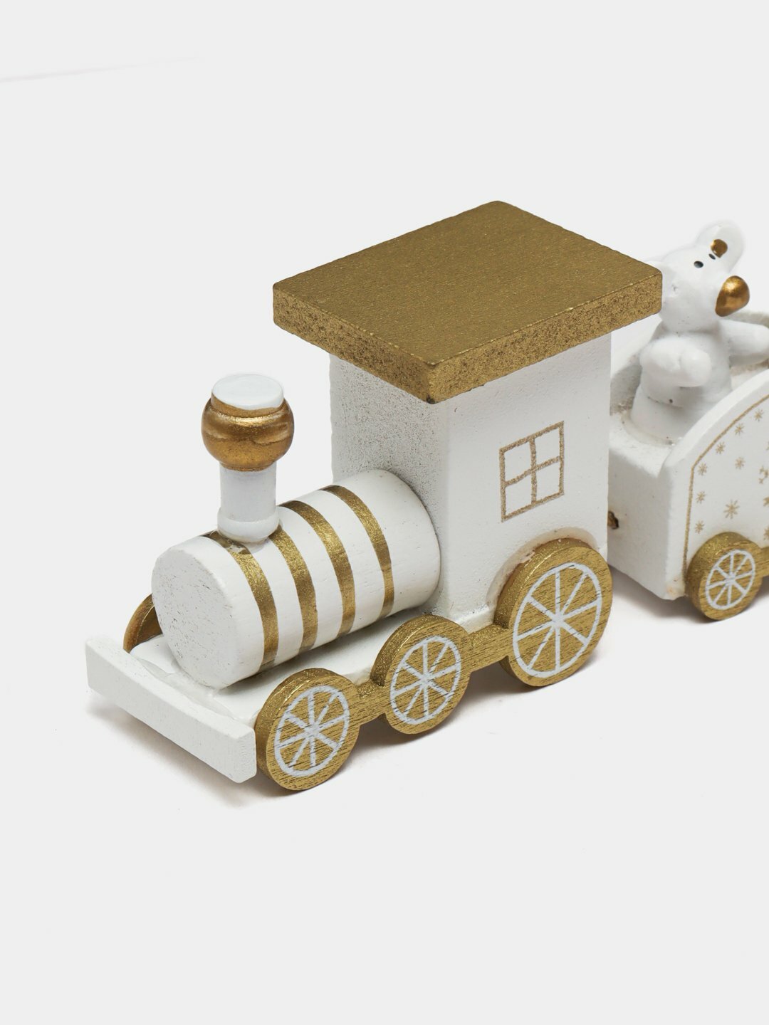 Новогодний игрушечный поезд : стильный аксессуар для вашей елки — фото 1