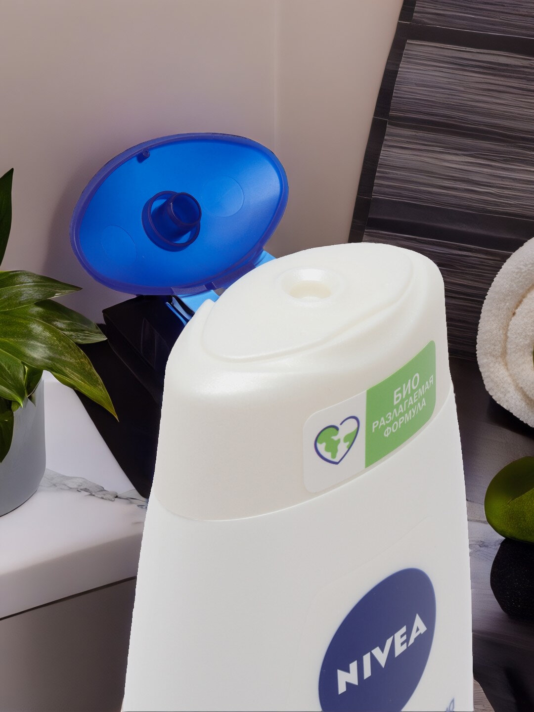 Nivea крем-гель для душа с маслом миндаля, 250 мл — фото 1