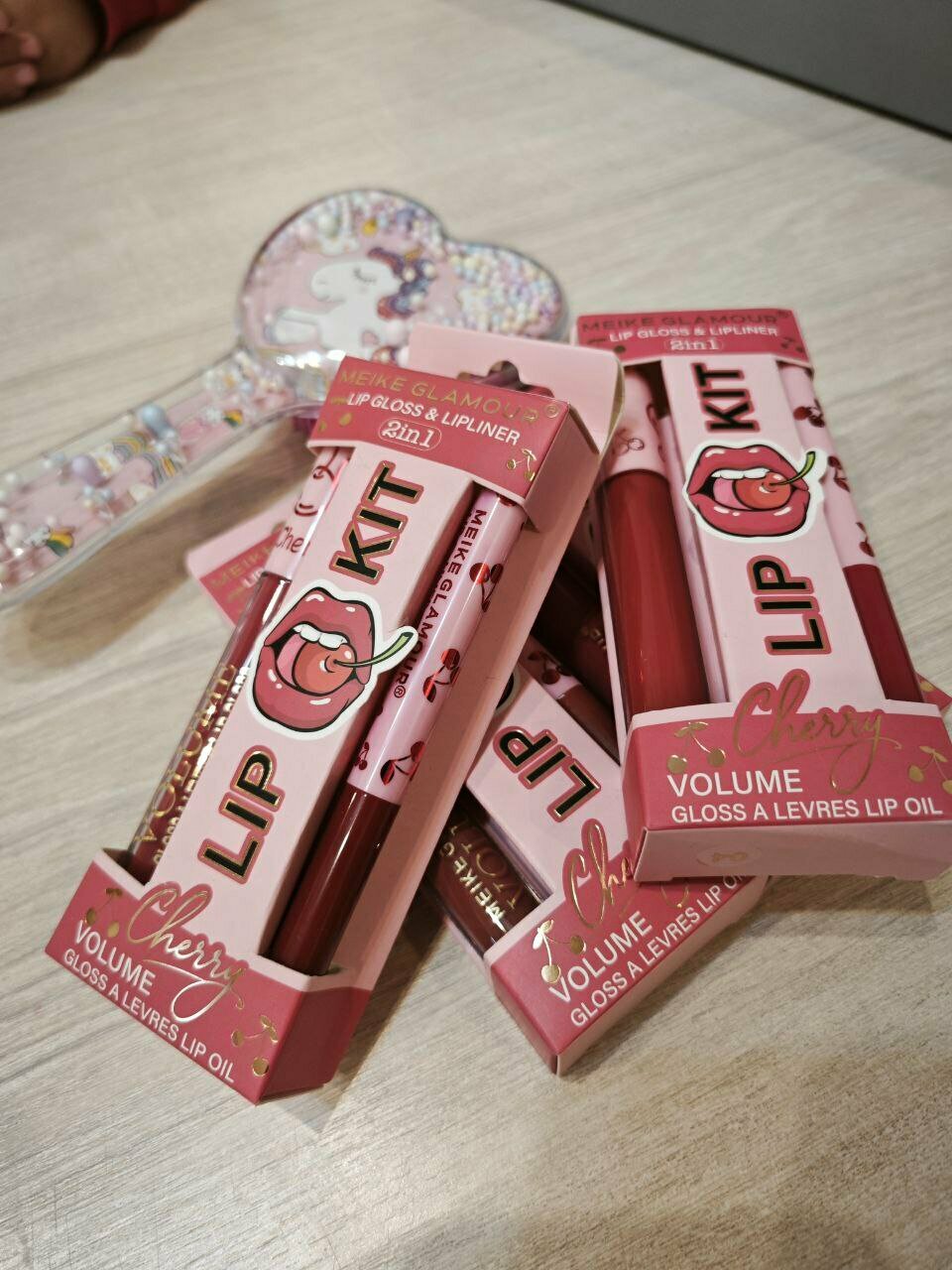 Контур для губ + блеск для губ, 2 в 1, Cherry Volume (с ароматом вишни)косметика — фото 1