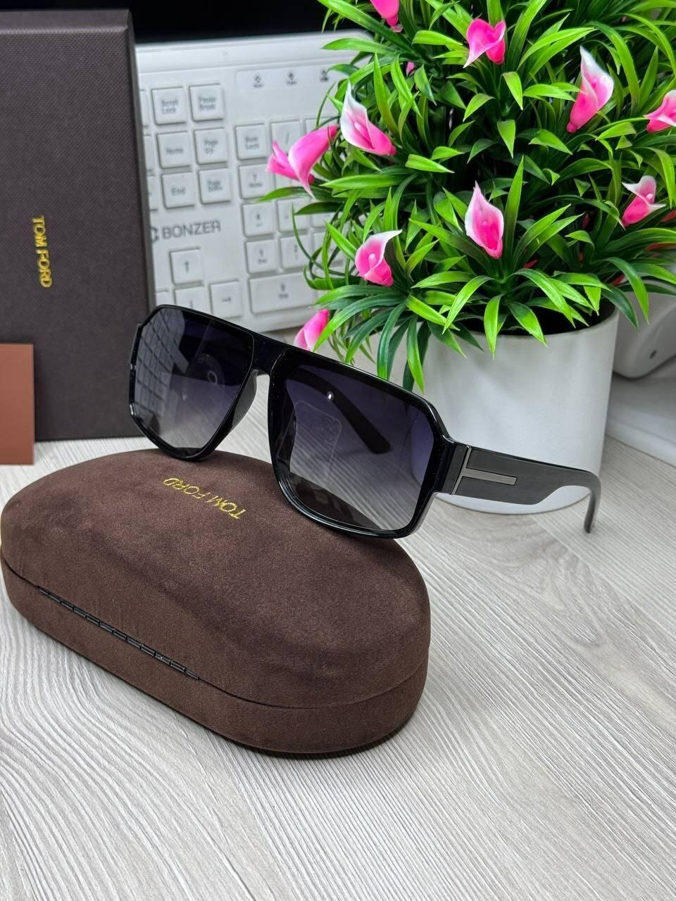 Солнцезащитные очки