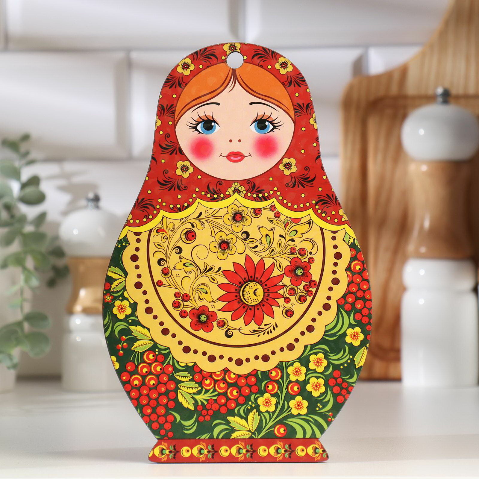 Доска разделочная сувенирная "Матрёшка", 14.9x23 см, дерево, разноцветная