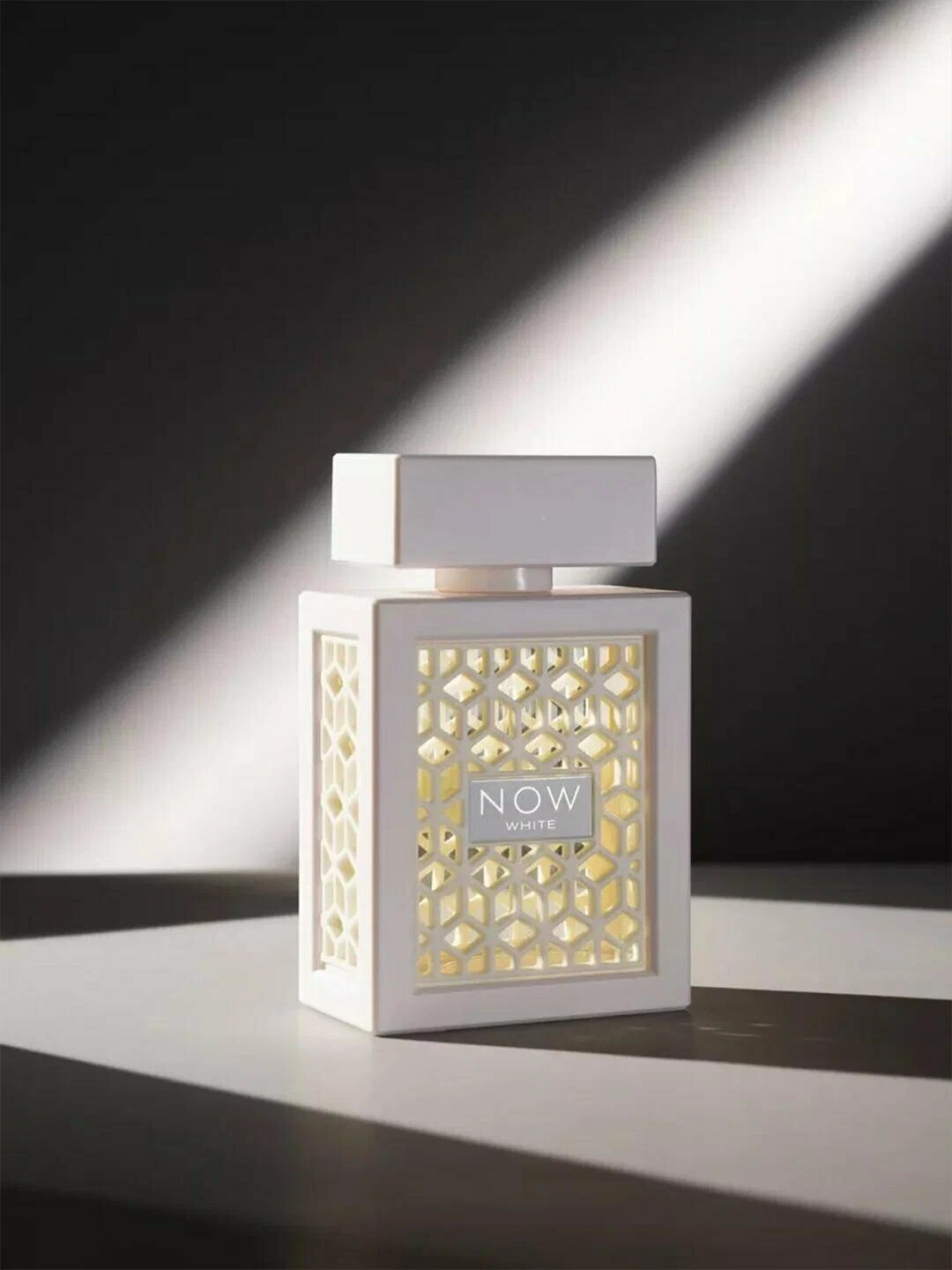 Парфюмерная вода Lattafa "Rave Now White", унисекс, арабские ноты, 100 мл