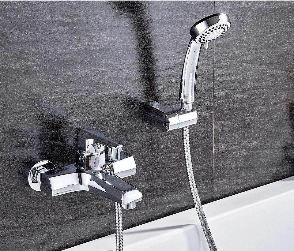 фото Смеситель для ванны с коротким изливом, Accoona A63114